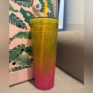 2 for$20 NWT Starbucks Ombre 24 Ounce Tumbler